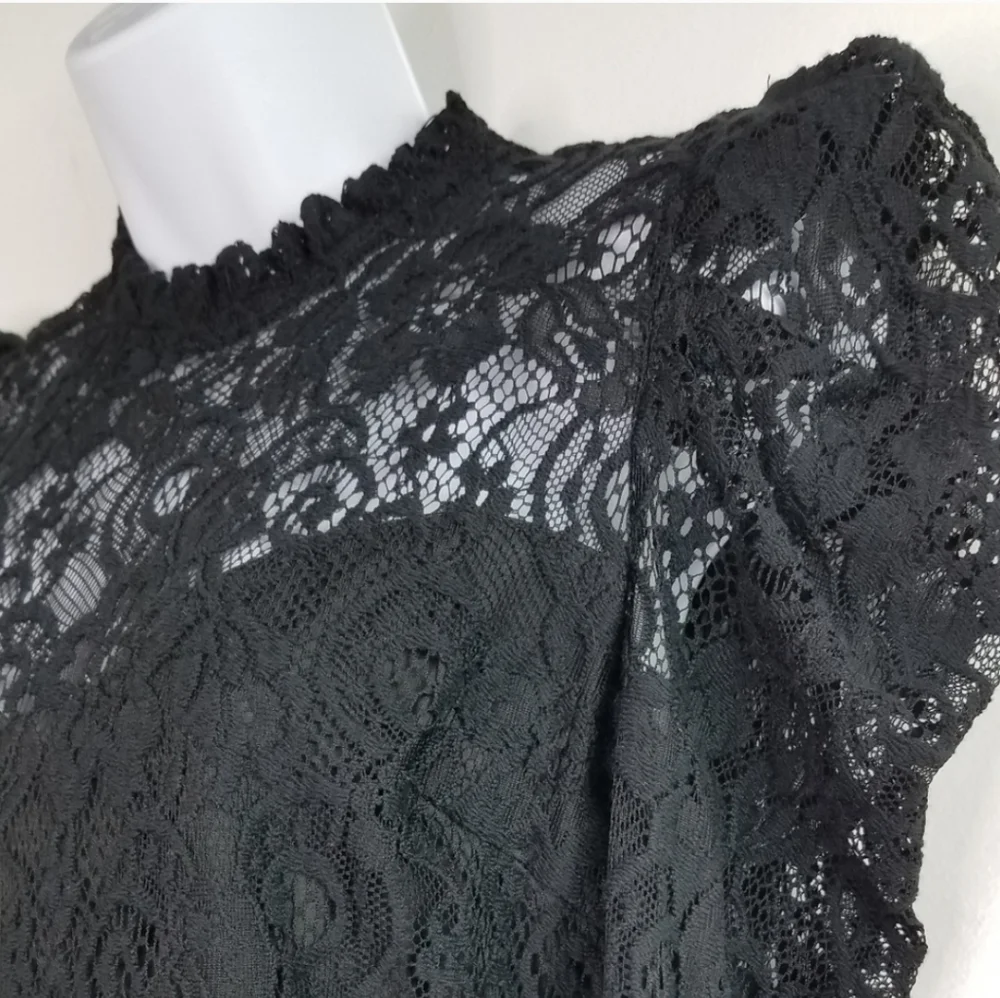 Aqua Black Lace Sleeve Top Size Small